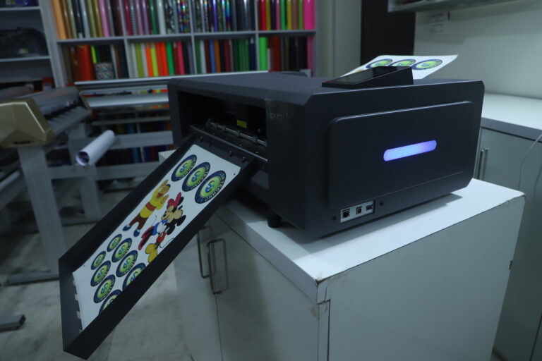 DIGITAL SHEET CUTTING MACHINE