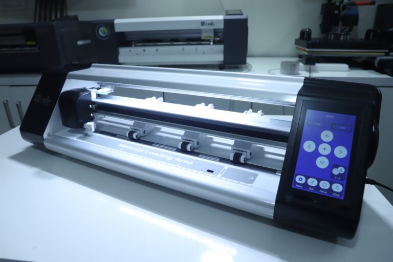 Best laptop skin cutting plotter machine