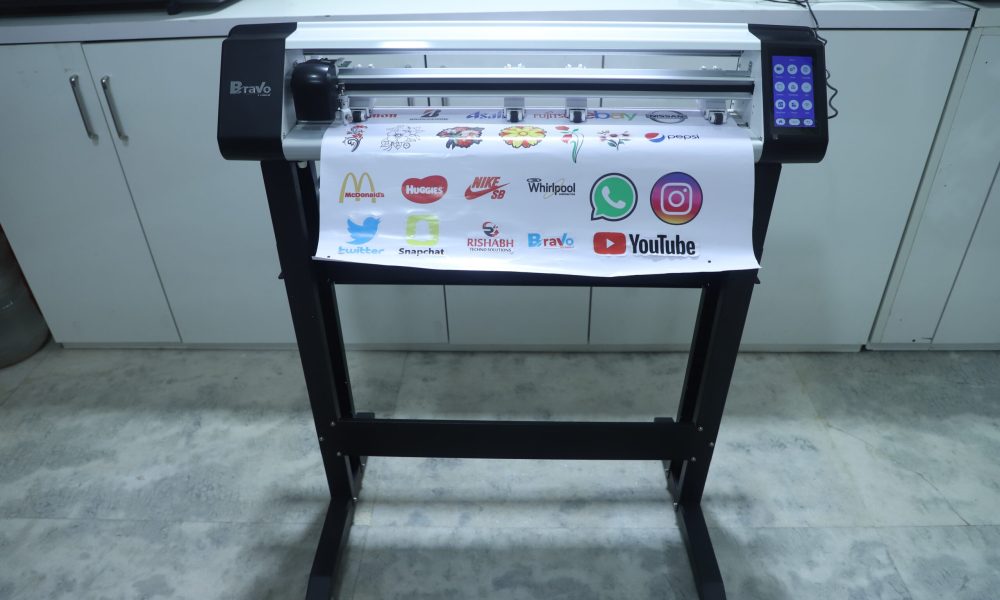 STICKER SHEET CUTTING MACHINE STICKER SHEET CUTTING MACHINE